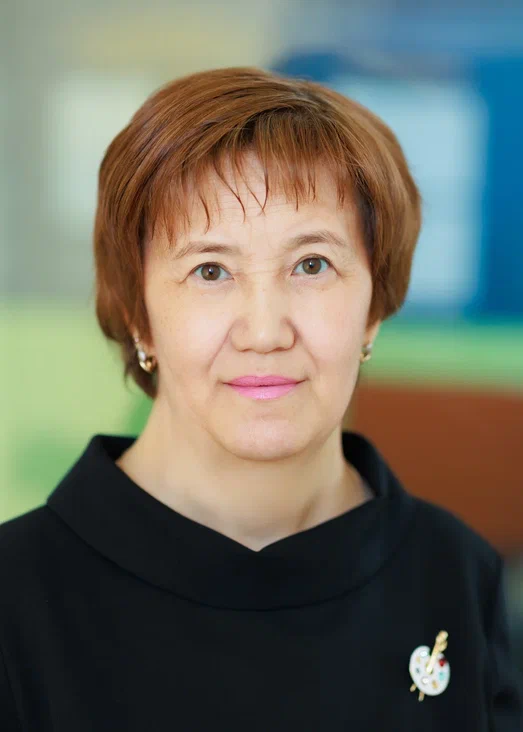 Петрова Евгения Шагдаровна.